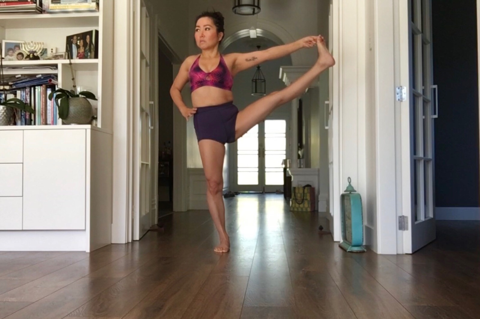 Utthita Hasta Padangusthasana B (Hand to Big Toe Series